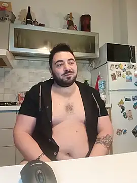 bear_skinny webcam