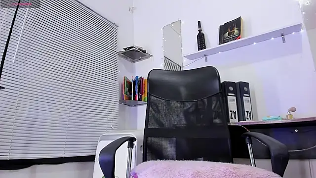 StefanoBigCock webcam