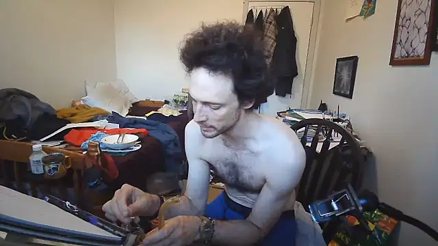 JohnnyMoves webcam