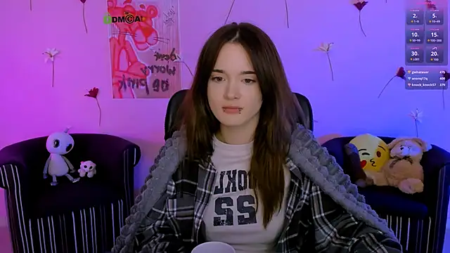 liana_kisses webcam