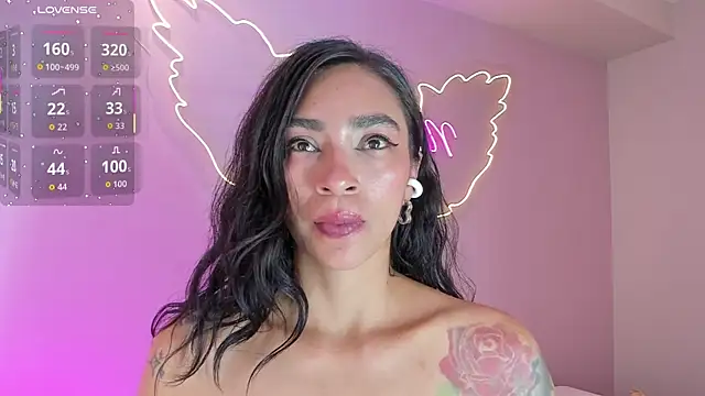 Leamonroe__ webcam