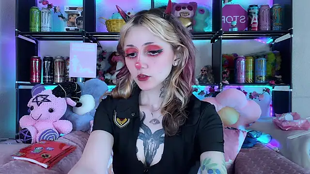 _Devill_Baby webcam