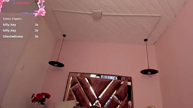 Juliette_Leroyy webcam