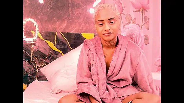 indian_barbie webcam
