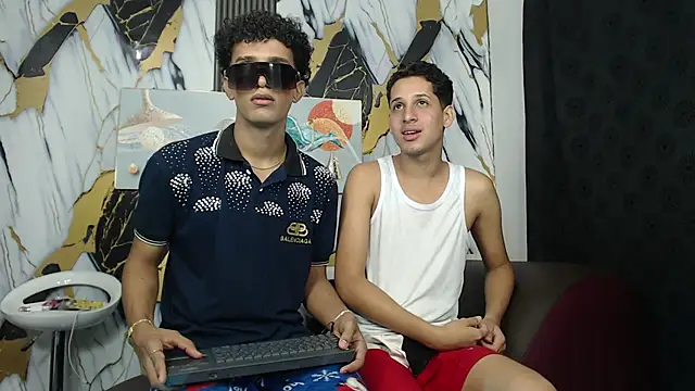 GOLDEN_2026 webcam
