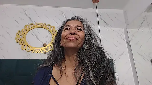 chanel_grant webcam