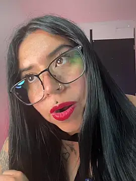 Devilsweet17 webcam