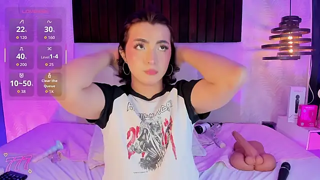 Creamy_Angelo webcam