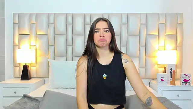 paola_katy_dicks webcam