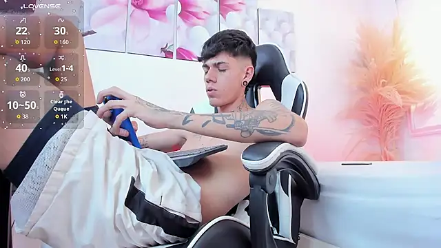 Tommy_valverde webcam