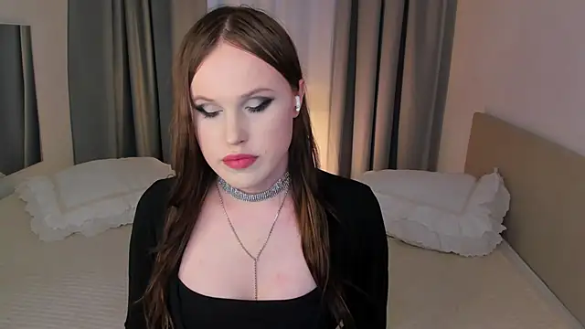 EffieMinki webcam