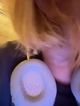 SweetBunnyGF live cam