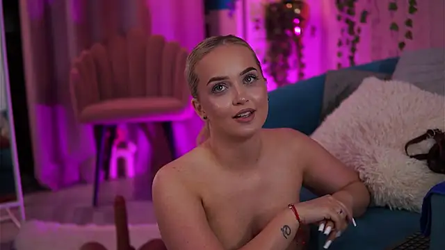 ElyssawetXX webcam