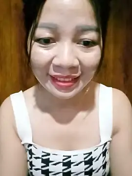 Yiyi102300 webcam