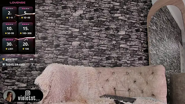 VioletWinters webcam