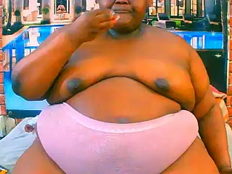 EbonyHotBuns webcam