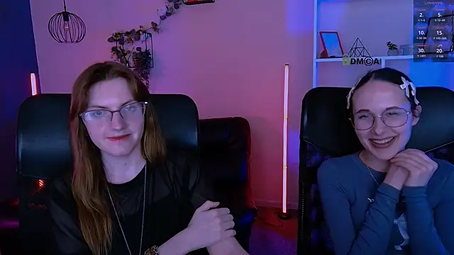 mona_cloud webcam