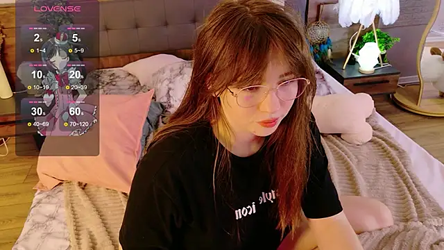 Lunar_Bunny webcam