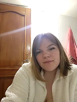 JuicyKate29 webcam
