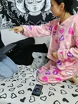 abby_n_emily webcam