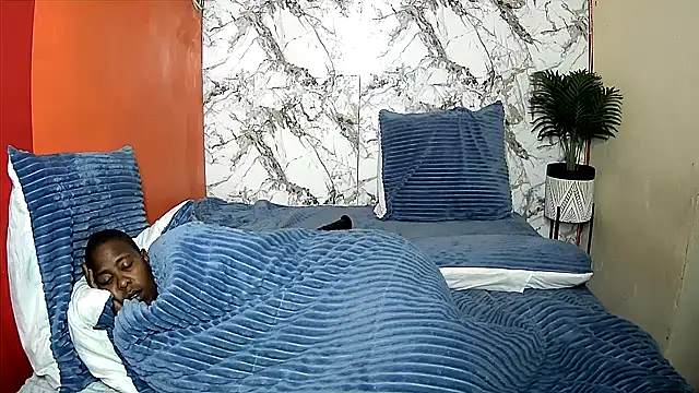SexyCurves9 webcam