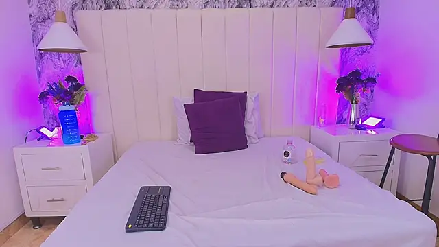 Pocahontas_606 webcam