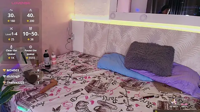 kristibennet webcam