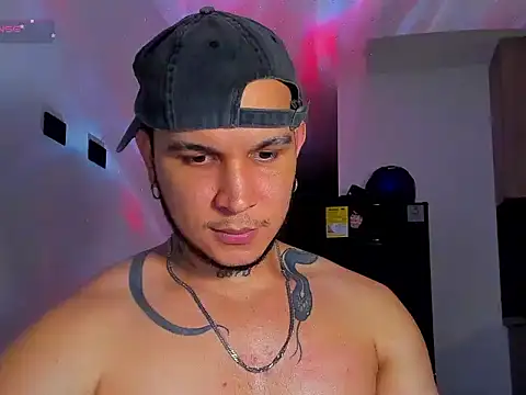jacob_lautnerr webcam