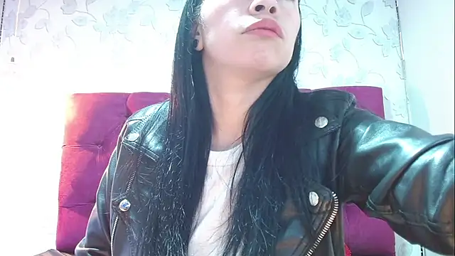 AnnaliOlsenX webcam