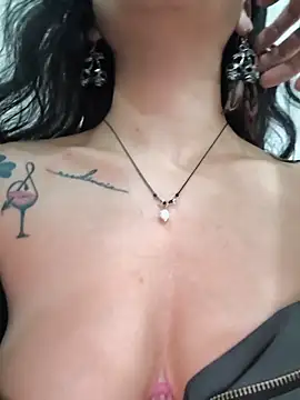 Lila_Desiree webcam