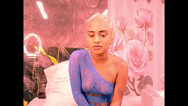 indian_barbie webcam