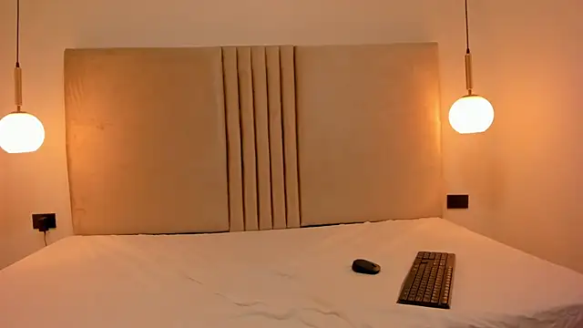 AnnyRhode_ webcam
