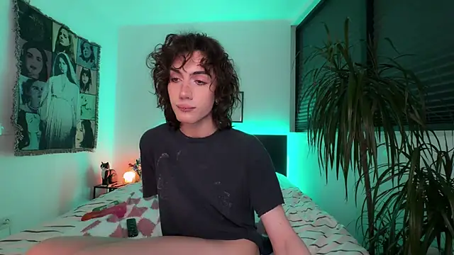 kira_yoshika9e webcam
