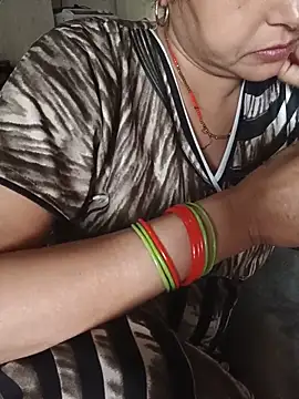 Savita_bhabhi_enjoy webcam