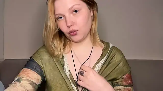Ophelia_Ritz webcam