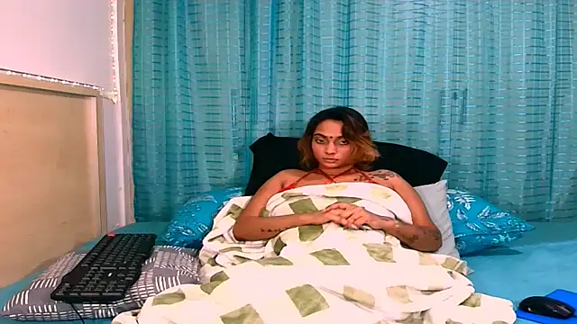 sexyindianchic webcam