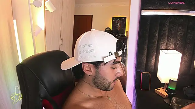 ItsMeEros webcam