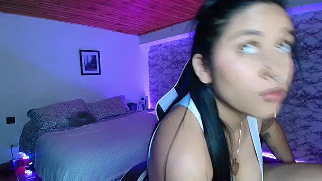 Camila_IRoose live cam