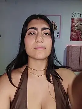 Miakhalifa__ webcam