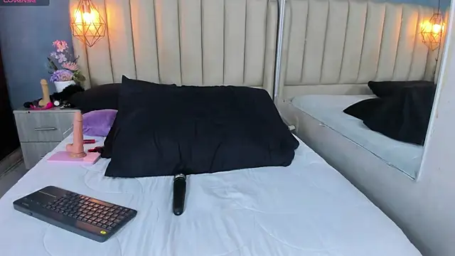 Charlothe_01 webcam