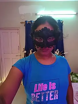 Lena_mahiyaa webcam