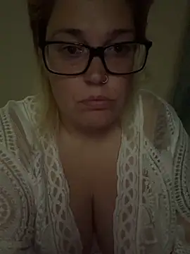 SecretRavenXO webcam
