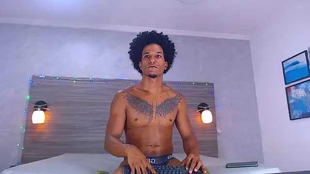 Dilan_Hall webcam