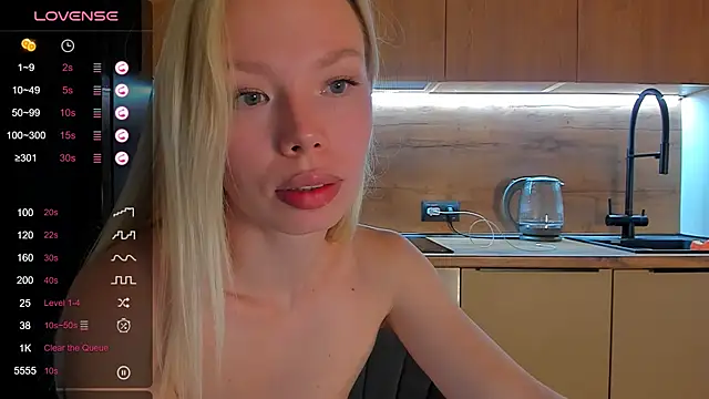 Olivia_Bells webcam
