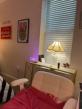 prettyprofessorpeach webcam