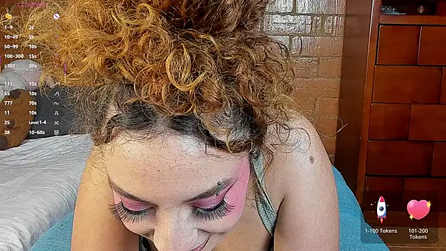 Annycolin_ webcam