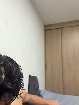 AndresXXXSHOWS webcam