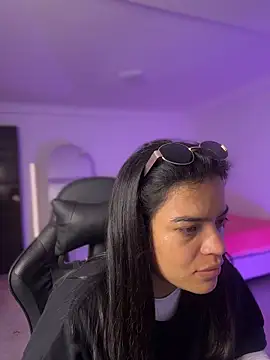 juanitamore01 - JuanitaMore01's free webcam - UK Sex Cams