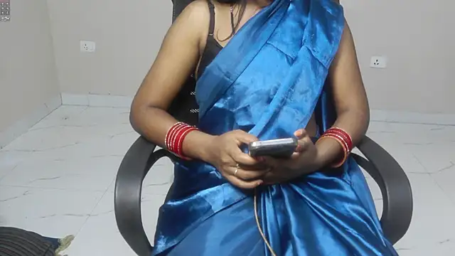 hot_bhabhi_1 - Hot_Bhabhi_1's free webcam - UK Sex Cams