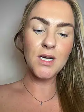 Charleigh_xx live sex cam
